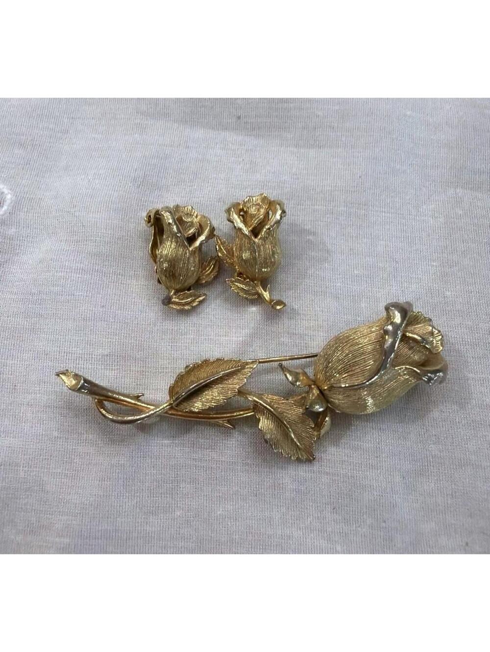 VTG Lisner Rose Flower Brooch & Clip Earrings Set Gold MCM Retro Cottage Grandma